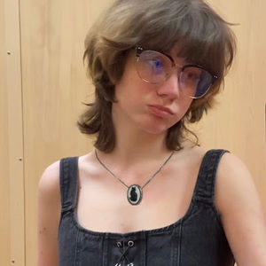 Meet your Posher, Keely